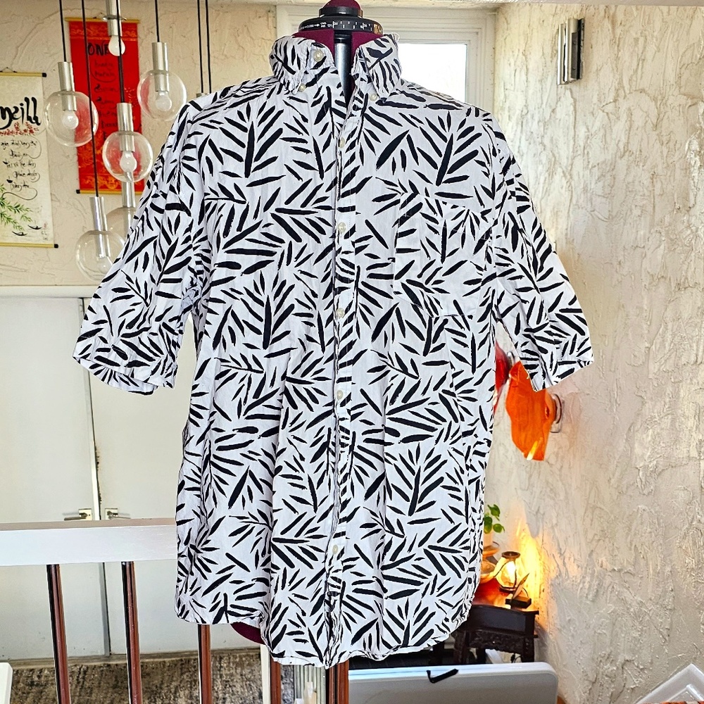 Chaps Black and White Button-Down Palm Shirt